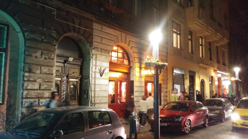 Sleepover City Center Guestrooms Budapest Exterior photo